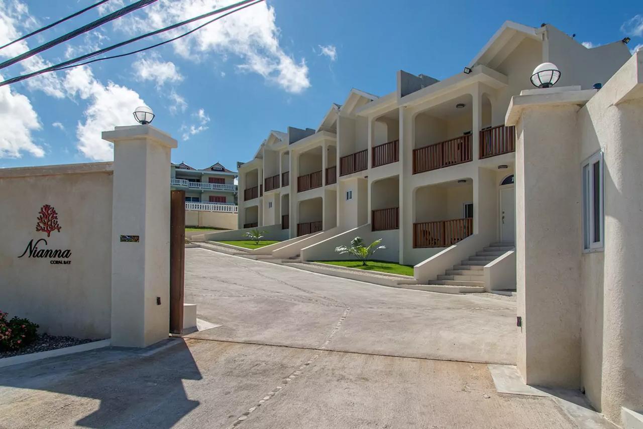Family Complex Beside Beach W/Pool Montego Bay #1 Bagian luar foto